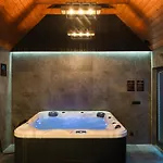 Holiday home Lakehome&spa Nad Jeziorem Czorsztynskim